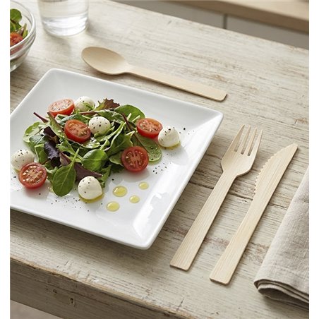 Détail cuillère en bambou 17 cm B234