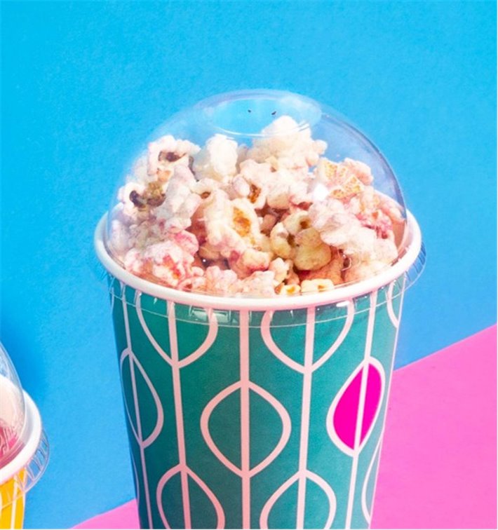 Couvercle dôme PLA Série 96 avec trou pour paille pour boissons froides